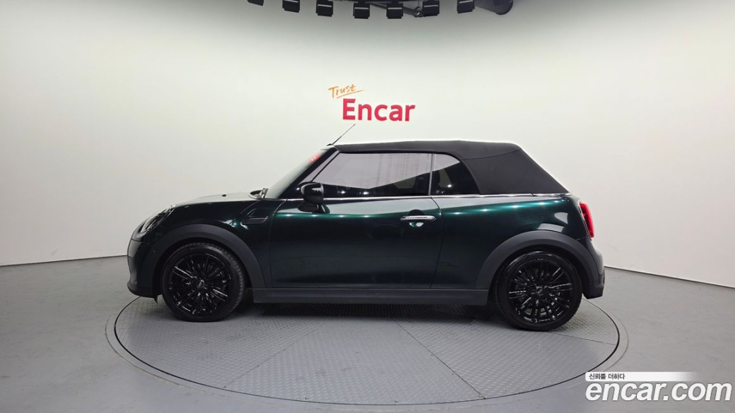 Mini Cooper Convertible Classic, 2024