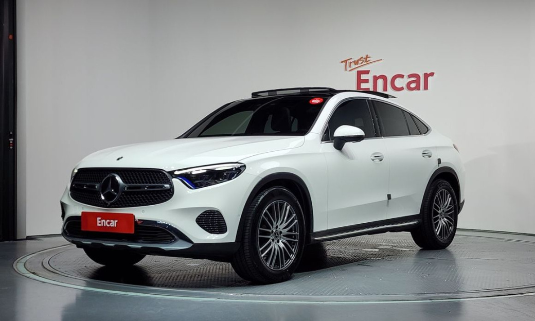 Mercedes-Benz GLC-Class GLC300 4MATIC Avnatgarde Coupe, 2025