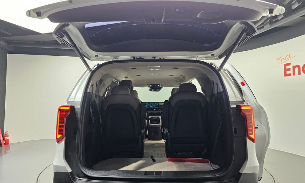 Kia Carnival 9-Seater Noblesse, 2025