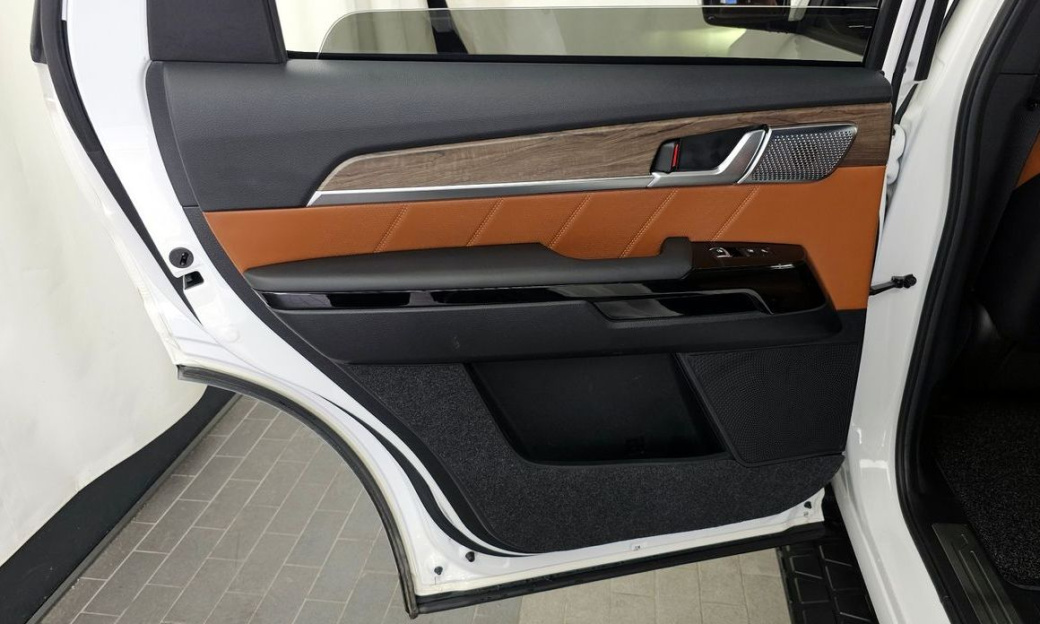 Kia Mohave Diesel 3.0 4WD 6-Seater, 2023
