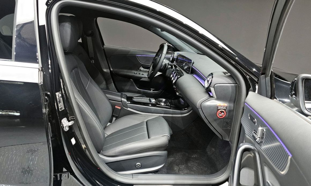 Mercedes-Benz A-Class A220 Hatchback, 2025