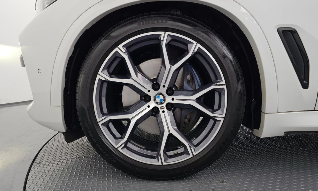 BMW X5 xDrive 40i M Sport, 2022