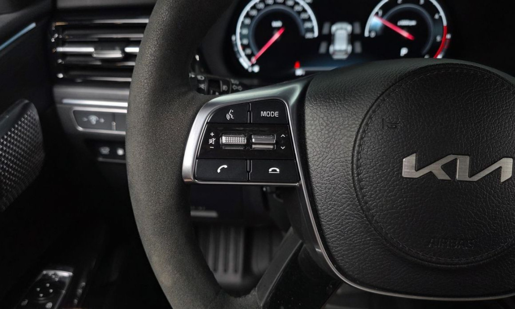 Kia Mohave Diesel 3.0 4WD 7-Seater, 2024