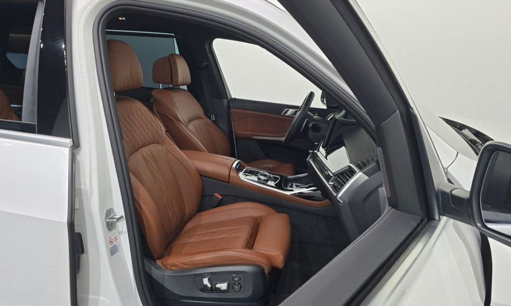 BMW X7 xDrive 40i M Sport 6STR, 2024