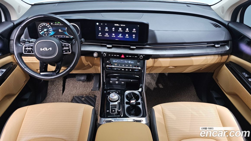 Kia Carnival 9-Seater Signature, 2022