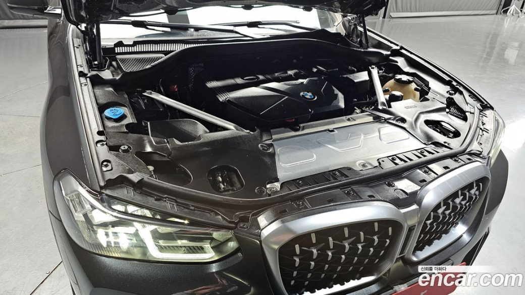 BMW X4 xDrive20i M Sport, 2023