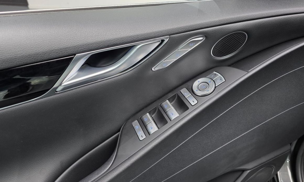 Genesis G80 Gasoline 2.5 Turbo AWD, 2024