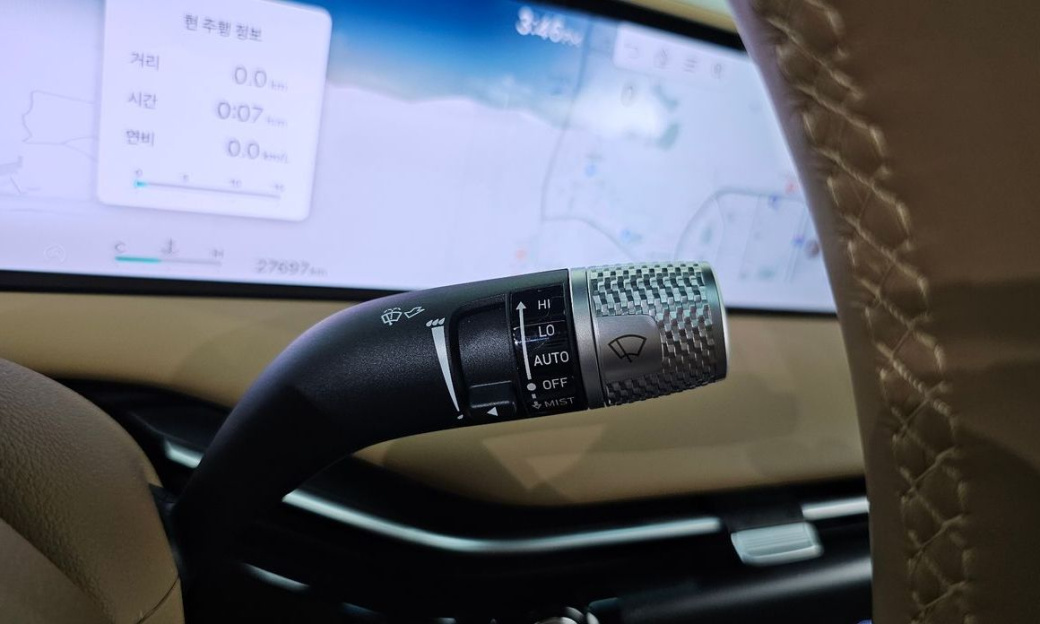 Genesis G80 Gasoline 2.5 Turbo 2WD, 2025