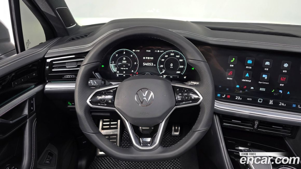 Volkswagen Touareg 3.0 TDI R-Line, 2024