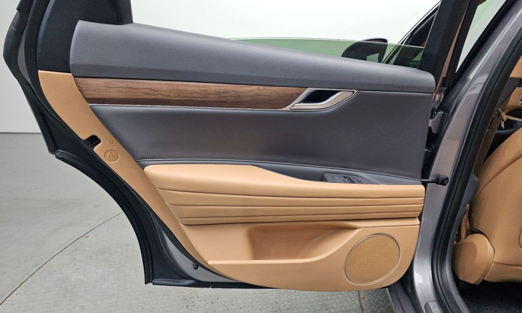 Genesis G80 Gasoline 2.5 Turbo 2WD, 2022