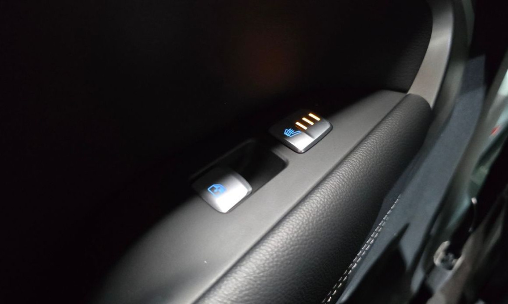 Genesis G70 Gasoline 2.0T 4WD, 2023