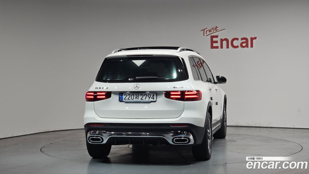 Mercedes-Benz GLB-Class GLB250 4MATIC, 2025