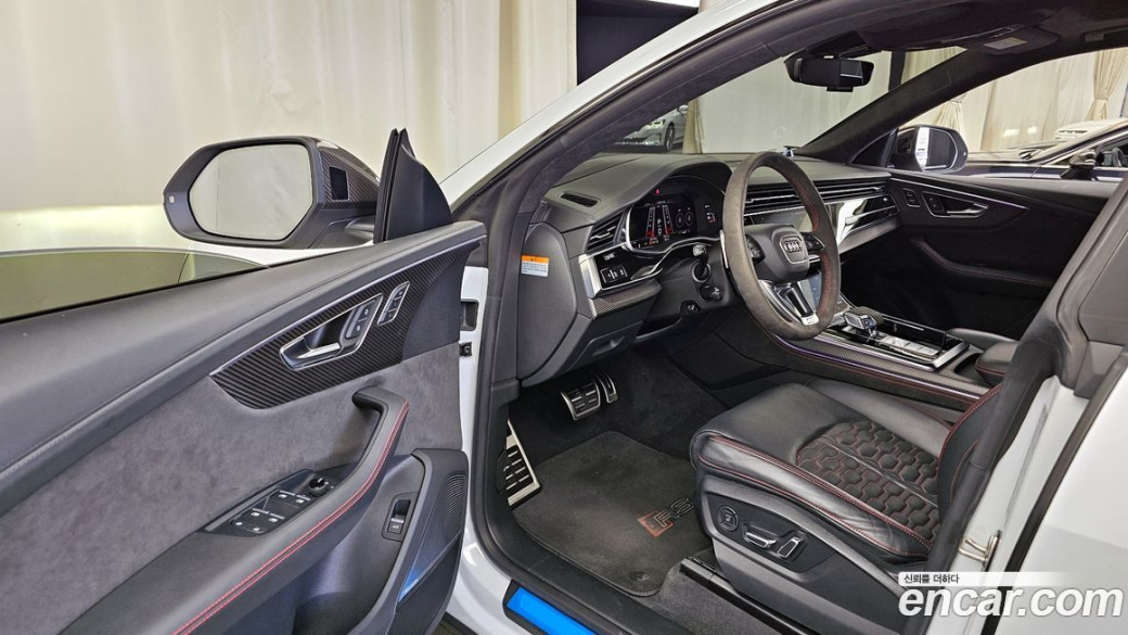 Audi RSQ8 4.0 TFSI Quattro, 2021