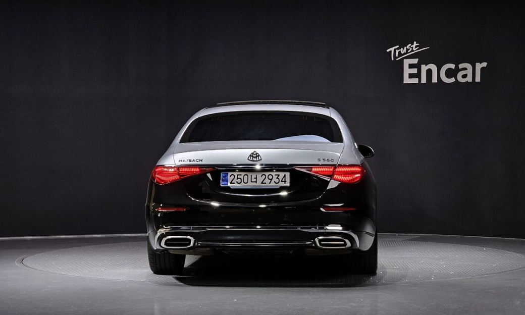 Mercedes-Benz S-Class Maybach S580 4MATIC, 2024