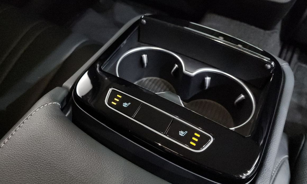 Genesis G80 Gasoline 2.5 Turbo AWD, 2024