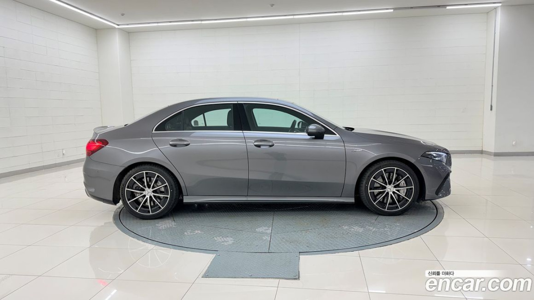 Mercedes-Benz A-Class AMG A35 4MATIC Sedan, 2024