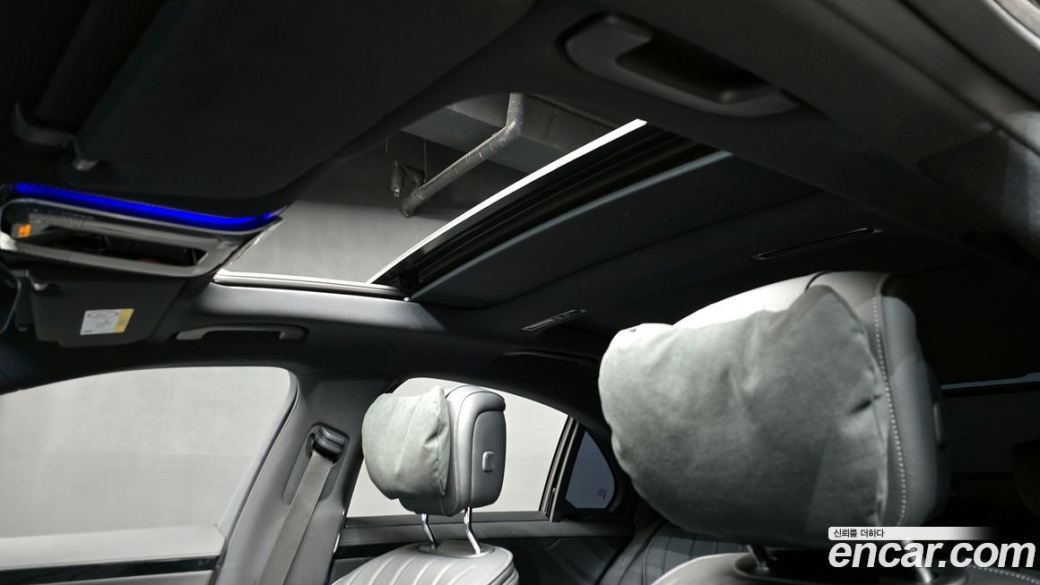 Mercedes-Benz S-Class S350 d 4MATIC, 2025