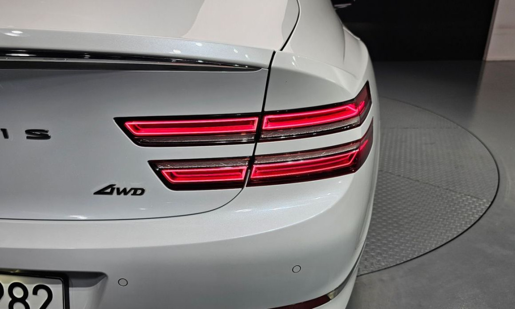 Genesis G80 Gasoline 2.5 Turbo AWD, 2024