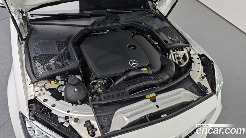 Mercedes-Benz C-Class C200 Cabriolet, 2023