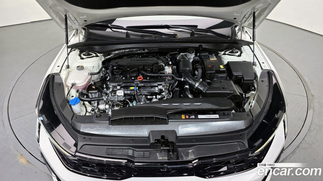 Kia K5 1.6 Turbo, 2025