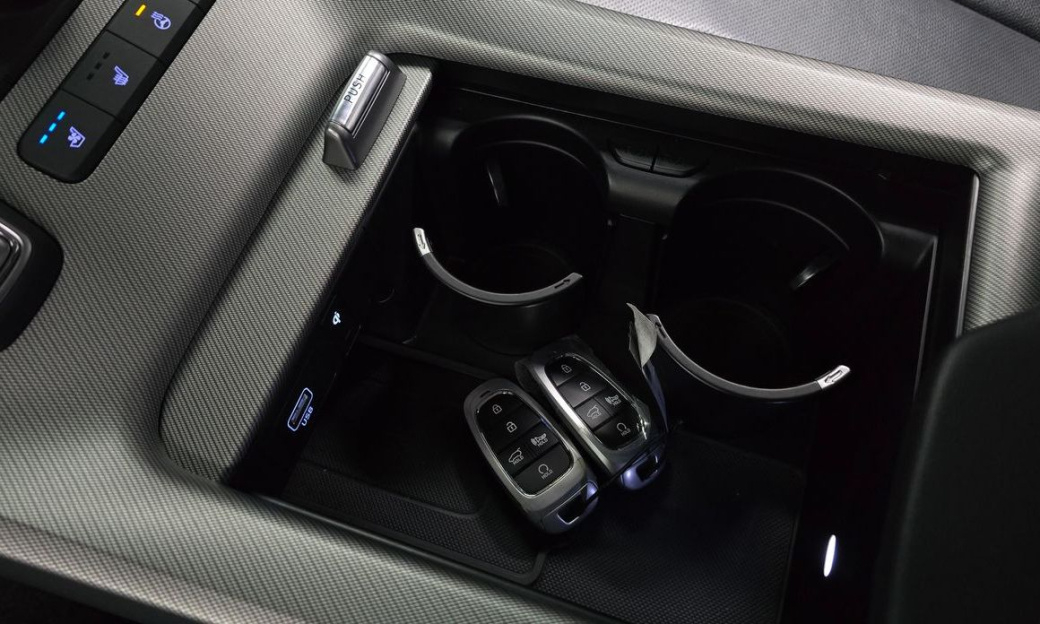 Hyundai Palisade Diesel 2.2 2WD, 2024