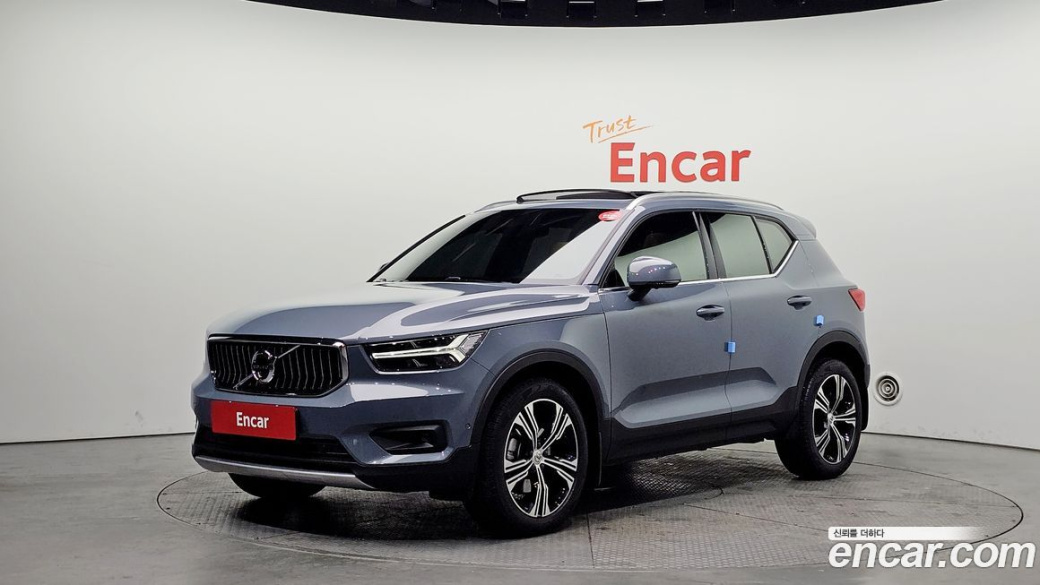 Volvo XC40 B4 Inscription, 2022