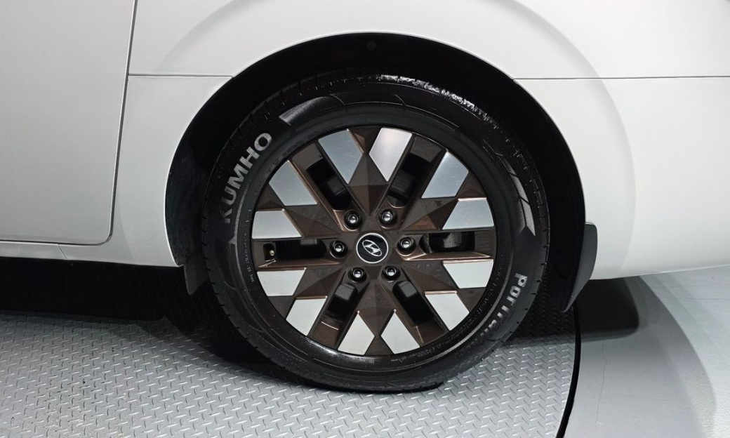 Hyundai Staria 2WD Camping Car, 2024