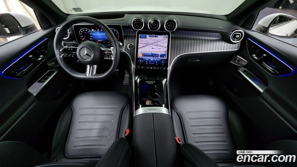 Mercedes-Benz GLC-Class GLC300 4MATIC AMG Line, 2024