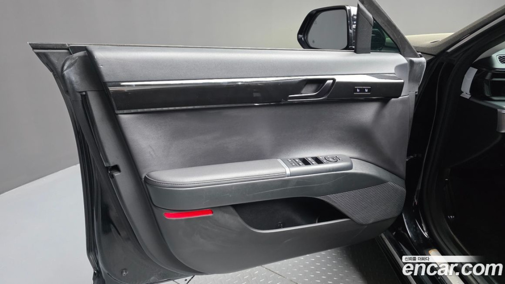 Hyundai Grandeur 2,5 Gasoline 2WD, 2023