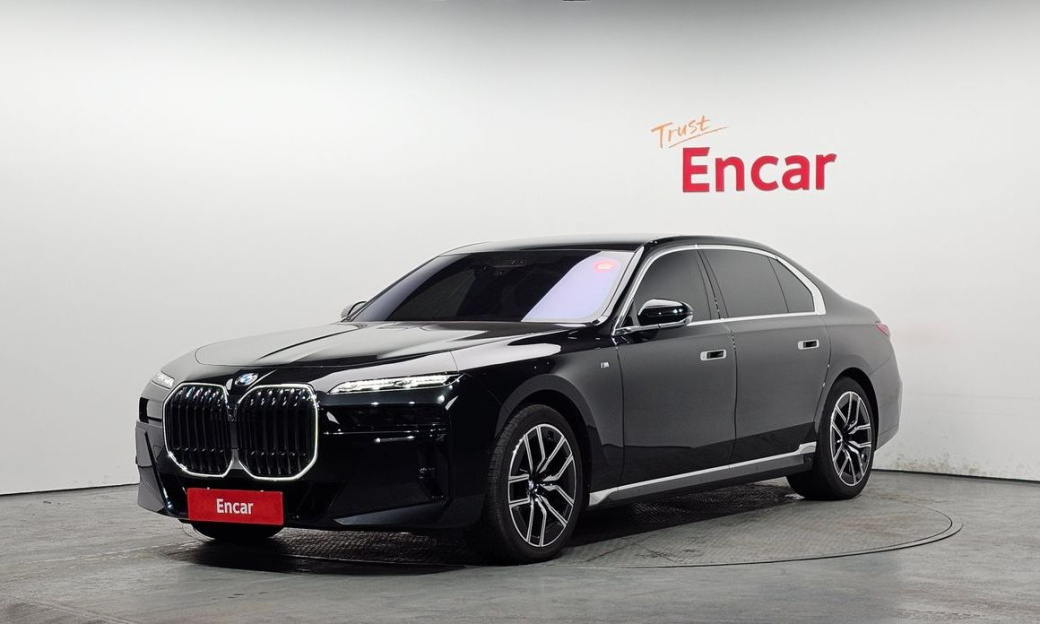 BMW 7-Series 740d xDrive M Sport, 2025