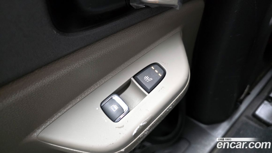 Kia Carnival 9-Seater Prestige, 2024