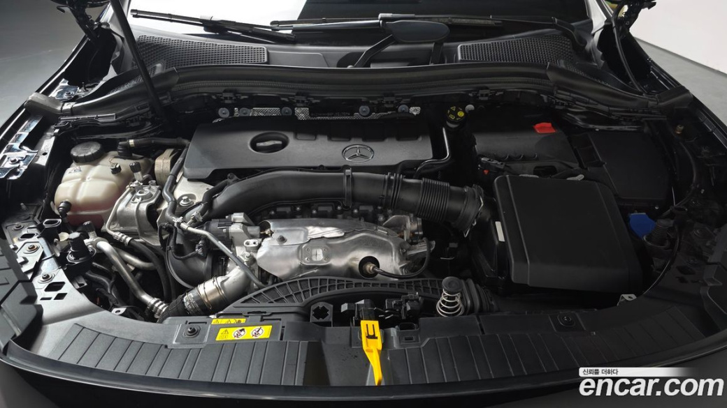 Mercedes-Benz GLA-Class GLA250 4MATIC, 2023
