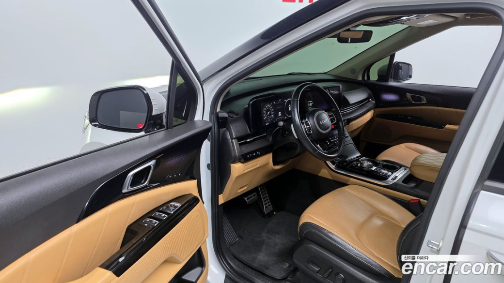 Kia Carnival 9-Seater Signature, 2022