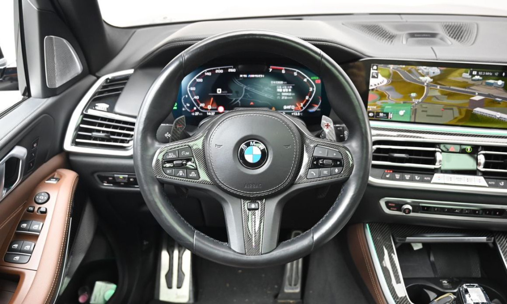 BMW X5 M50i, 2022