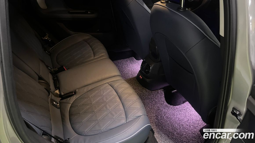 Mini Countryman ALL4 Classic Launch Pack, 2023