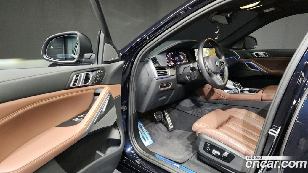 BMW X6 xDrive40i M Sport, 2023