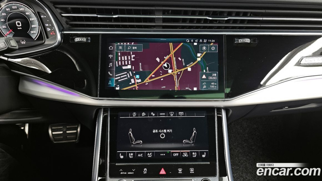 Audi Q8 55 TFSI Quattro Premium, 2022
