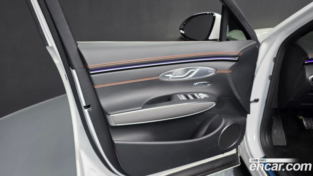 Genesis GV70 2.5T Gasoline AWD, 2025