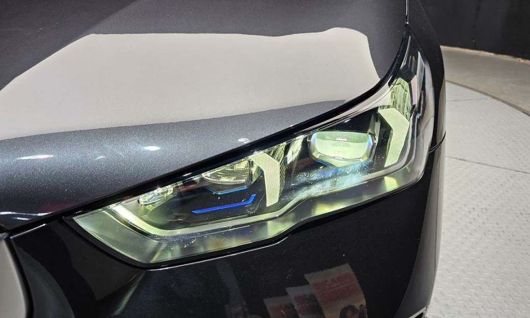BMW 5-Series 523d, 2025