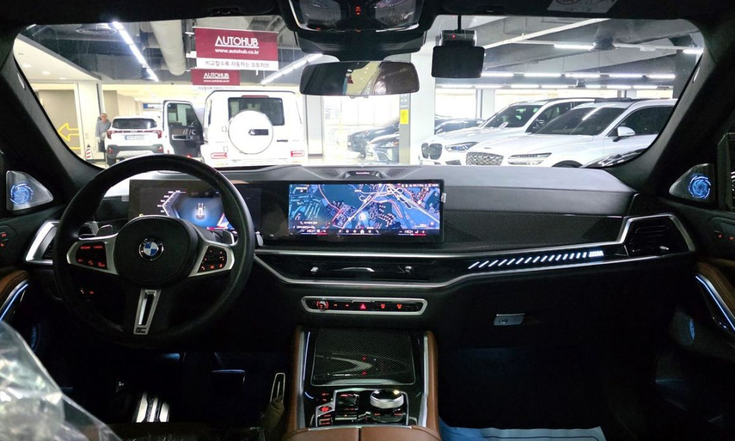 BMW X6 M60i, 2024