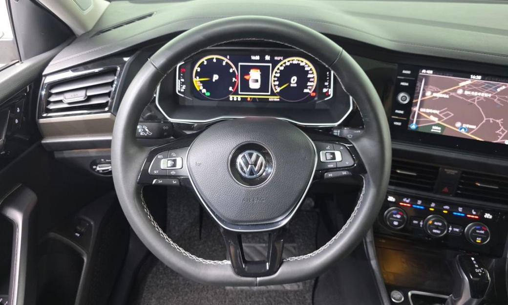 Volkswagen Jetta 1.4 TSI Prestige, 2021