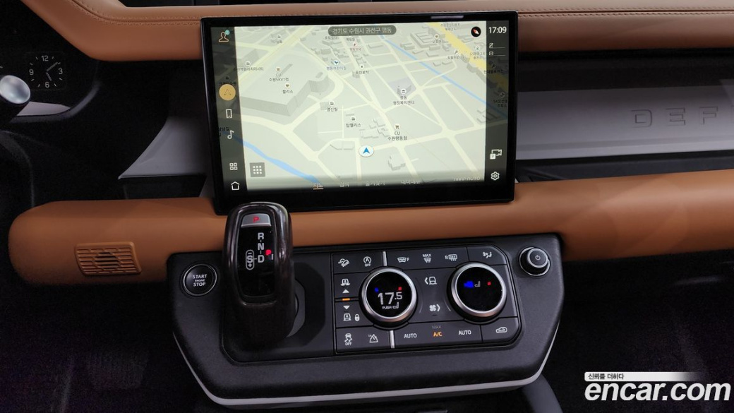 Land Rover Defender 130 D300 X-Dynamic HSE, 2023