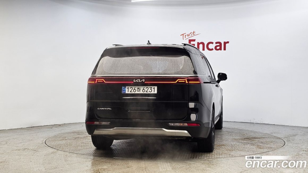 Kia Carnival 9-Seater Signature, 2022