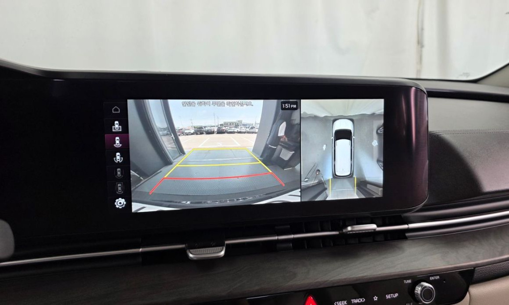 Kia Carnival 7-Seater Signature, 2022