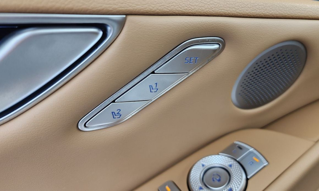 Genesis G80 Gasoline 2.5 Turbo AWD, 2025