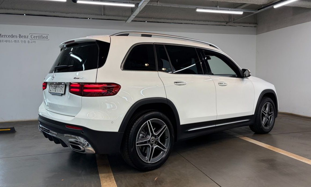 Mercedes-Benz GLB-Class GLB250 4MATIC, 2025