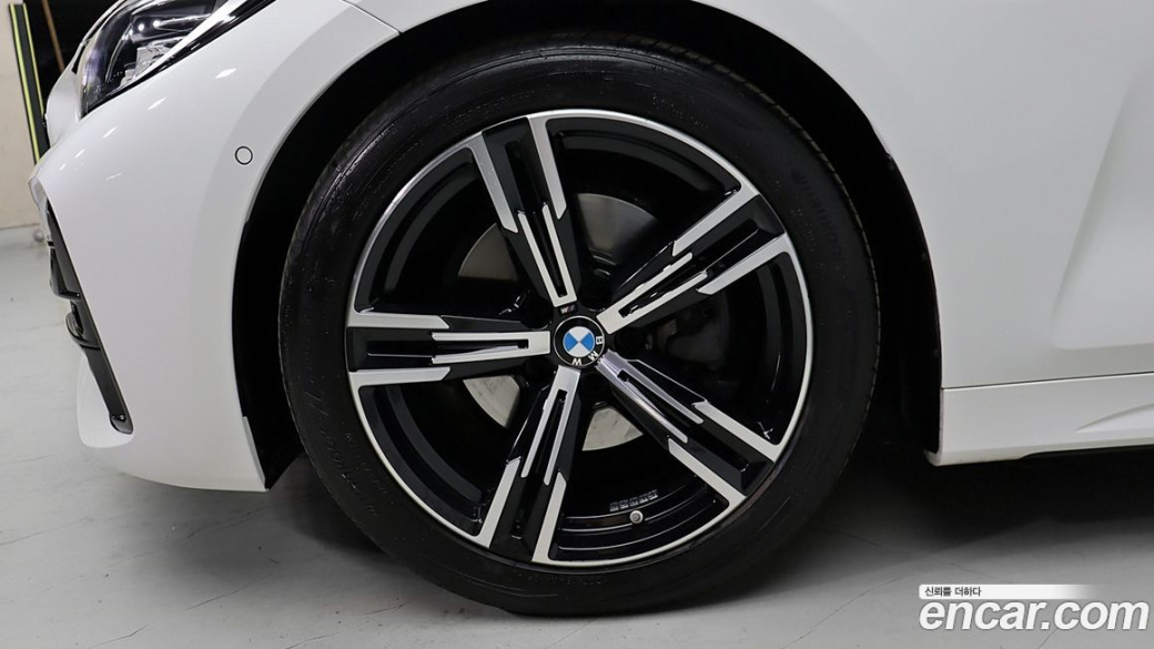 BMW 4-Series 420i M Sport Convertible, 2022