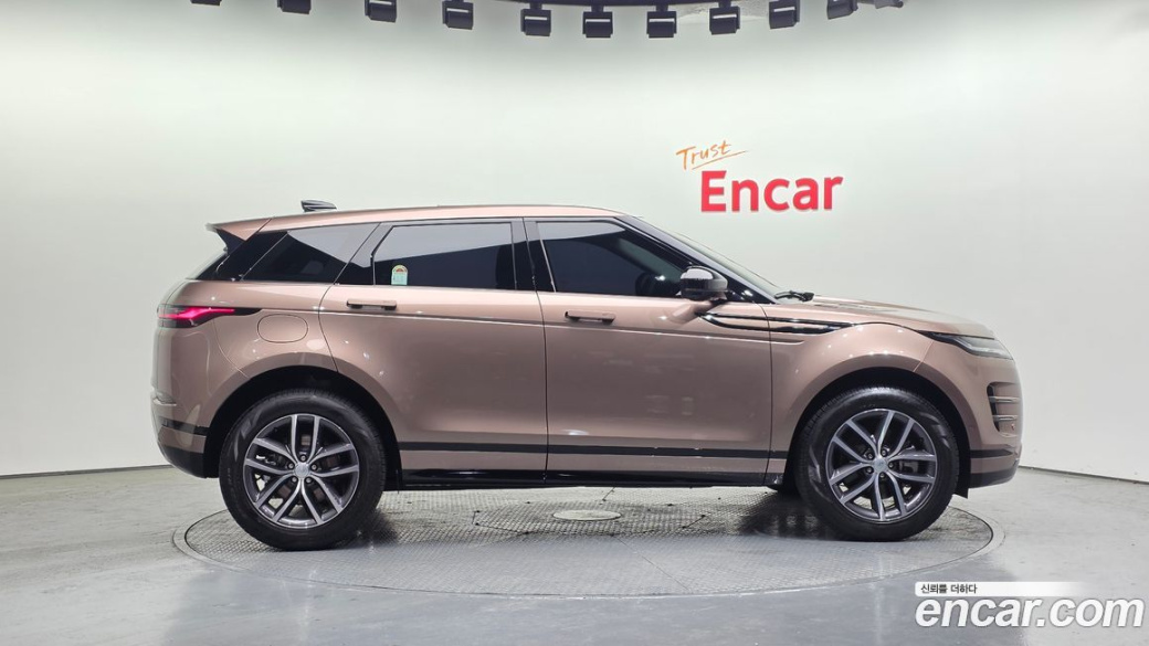Land Rover Range Rover Evoque P250 Dynamic SE, 2025