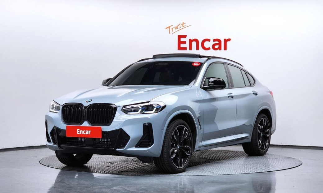 BMW X4 xDrive M40i, 2025