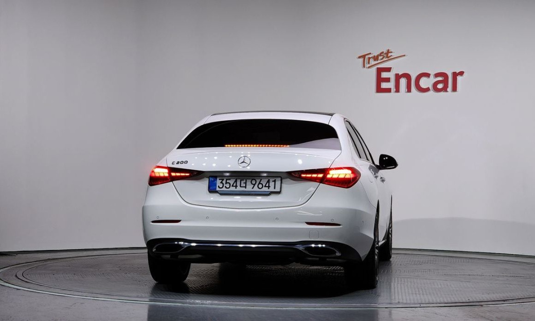 Mercedes-Benz C-Class C200 Avantgarde, 2025